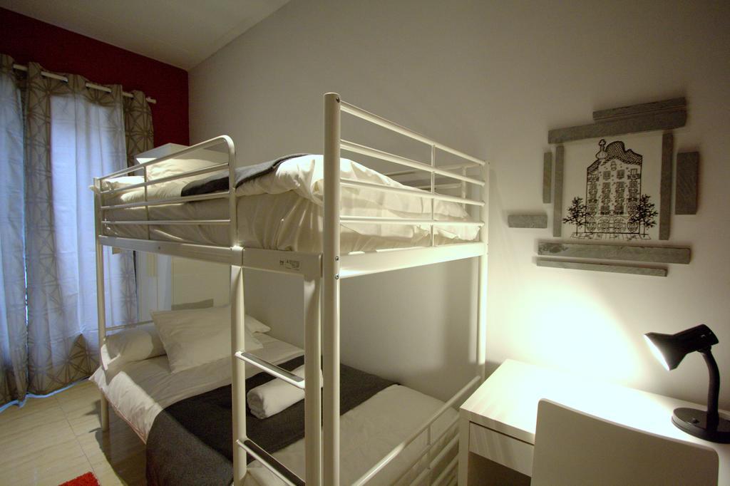 Hostel Artistic Barcelona Kültér fotó