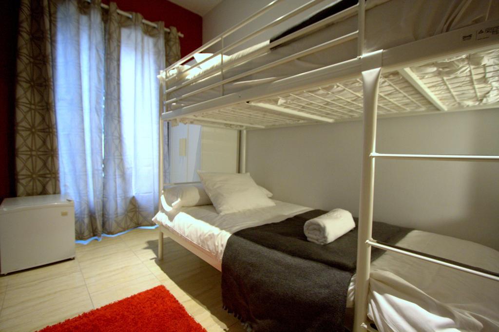 Hostel Artistic Barcelona Kültér fotó